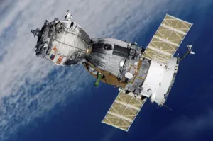 how do satellites work
